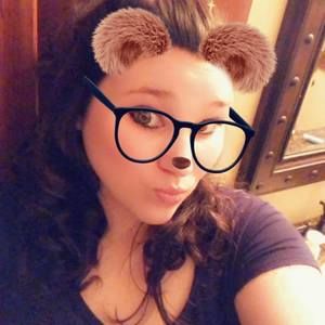 Meet your Posher, Maci